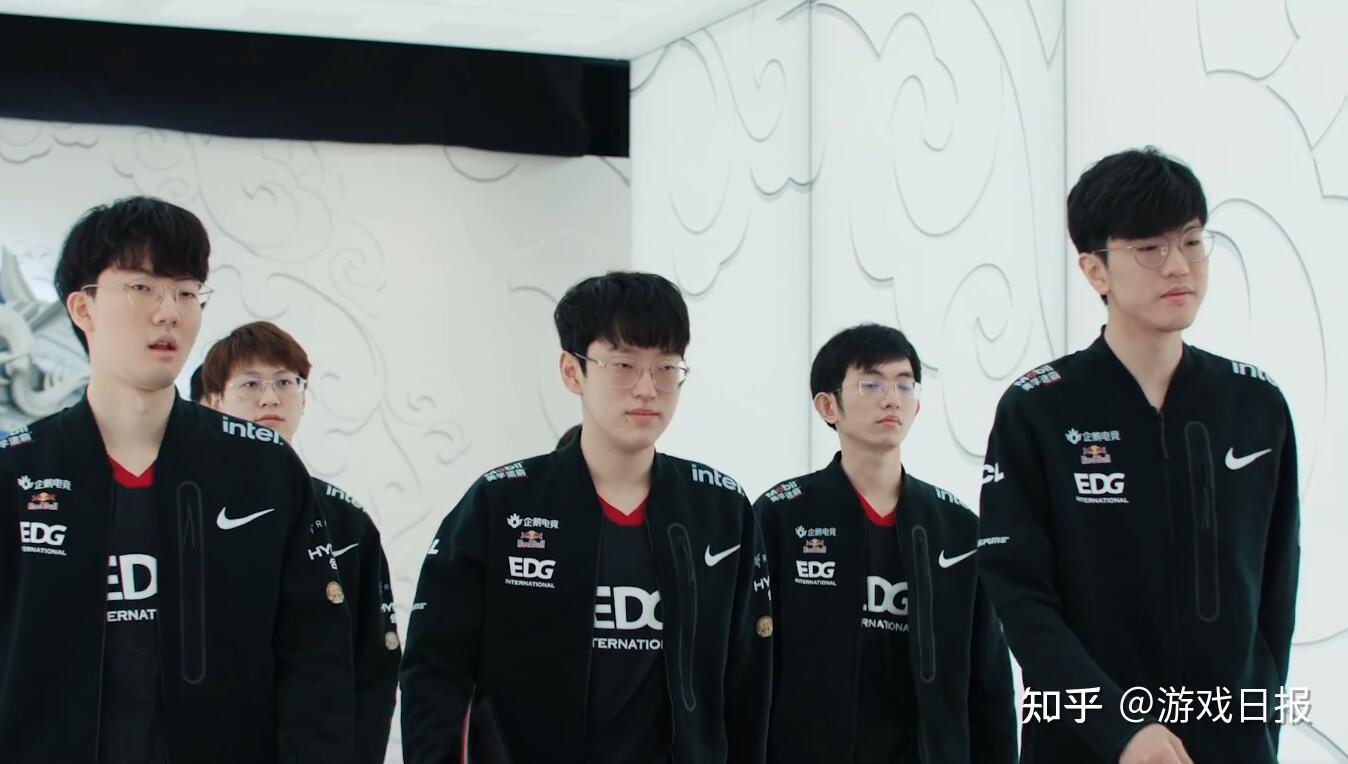 起初只是作 起初只是作